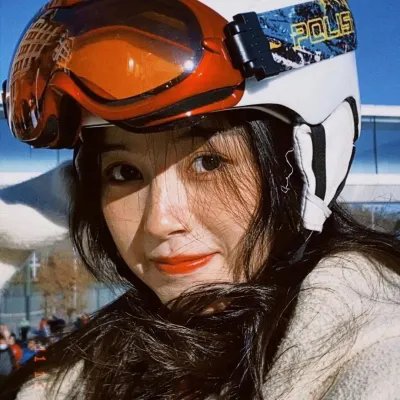 赤裸的公务员